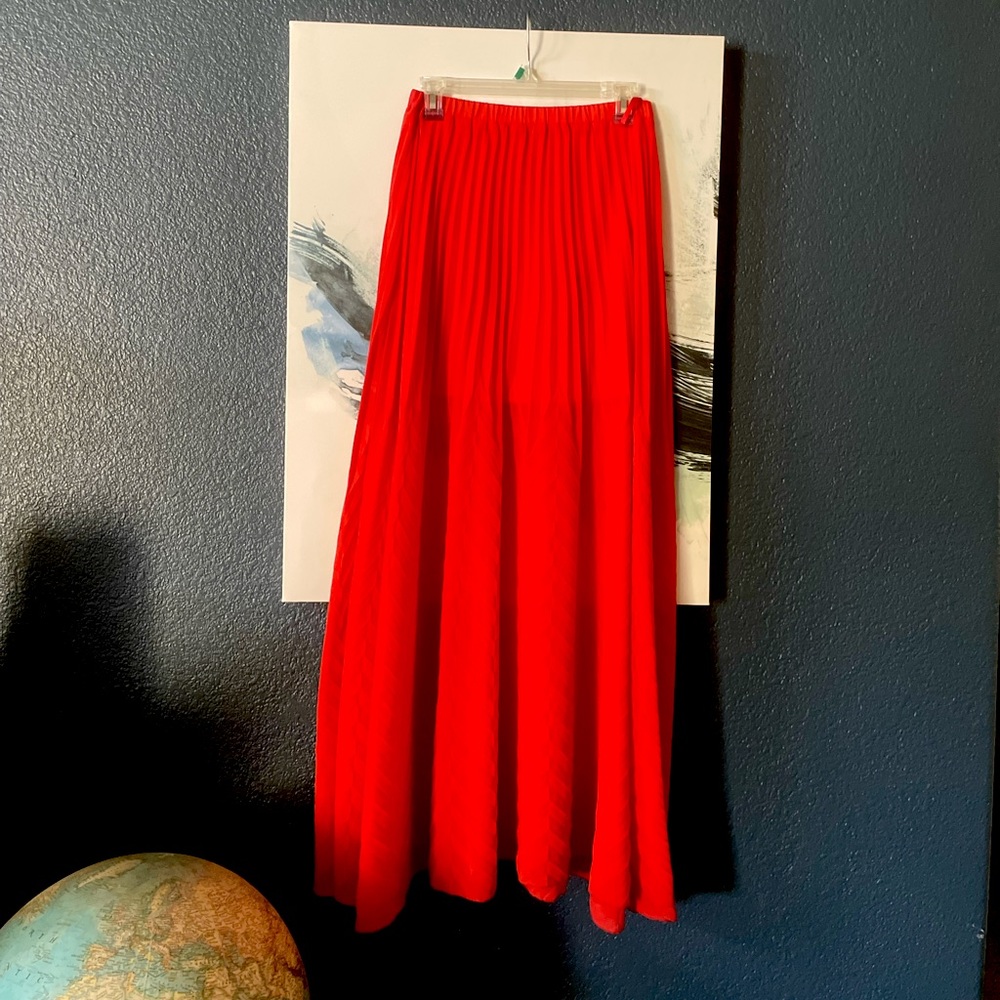 Flowy orange skirt